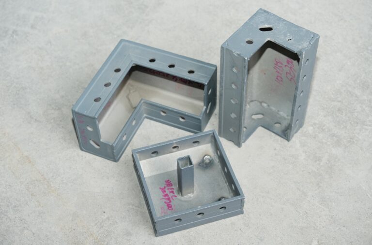 Internal corner, inner corner, C channel, SE corner formwork